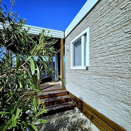 Mobile House Emma פארק נופש *